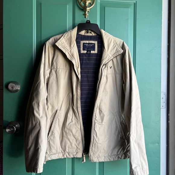 American Eagle small men’s khaki jacket *two spots see photos* - Picture 2 of 6